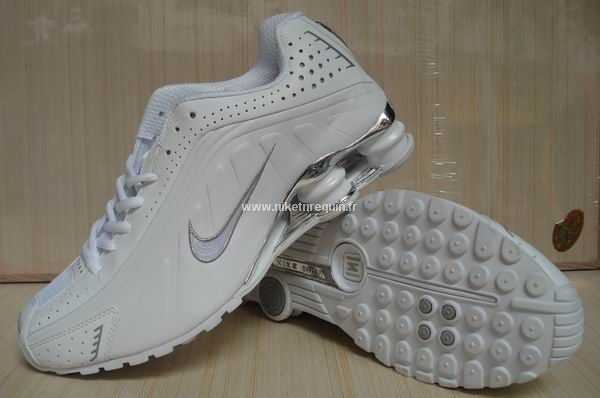 Nike Shox Nz R4 Blanche